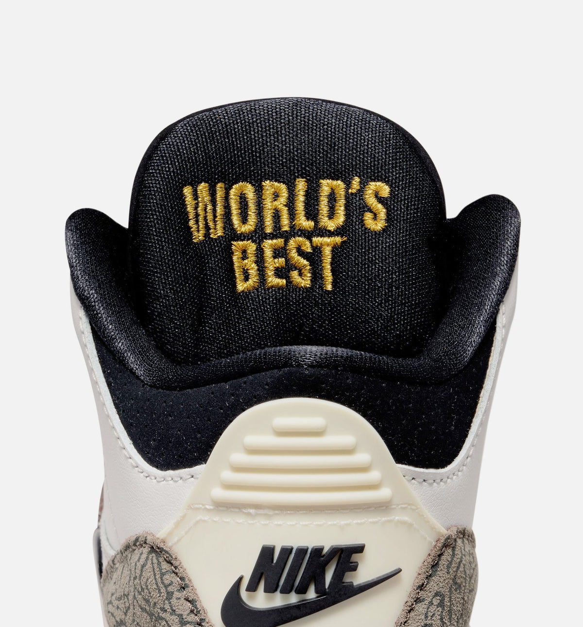 Air Jordan 3 Retro "Sail and University Red" Little Kids' Shoe – Sail/Black/University Red/Pale Ivory